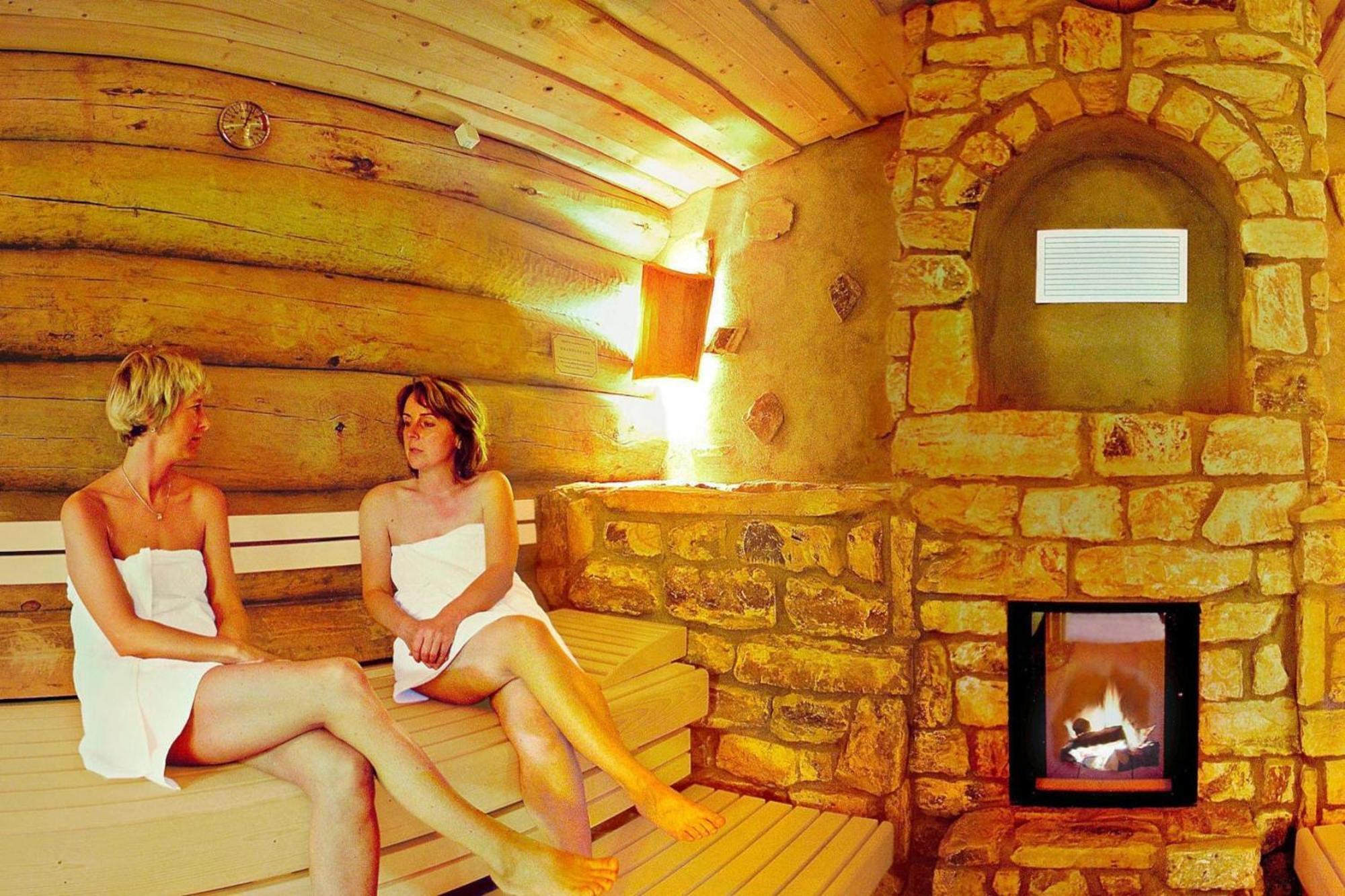 Holiday Home In Wernigerode With A Shared Pool 외부 사진